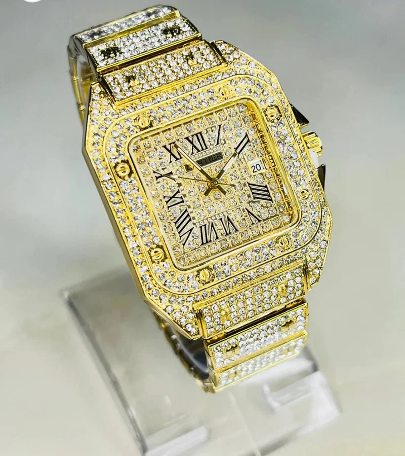 women-gold-watch-571275 Royal Crest Gold Edition